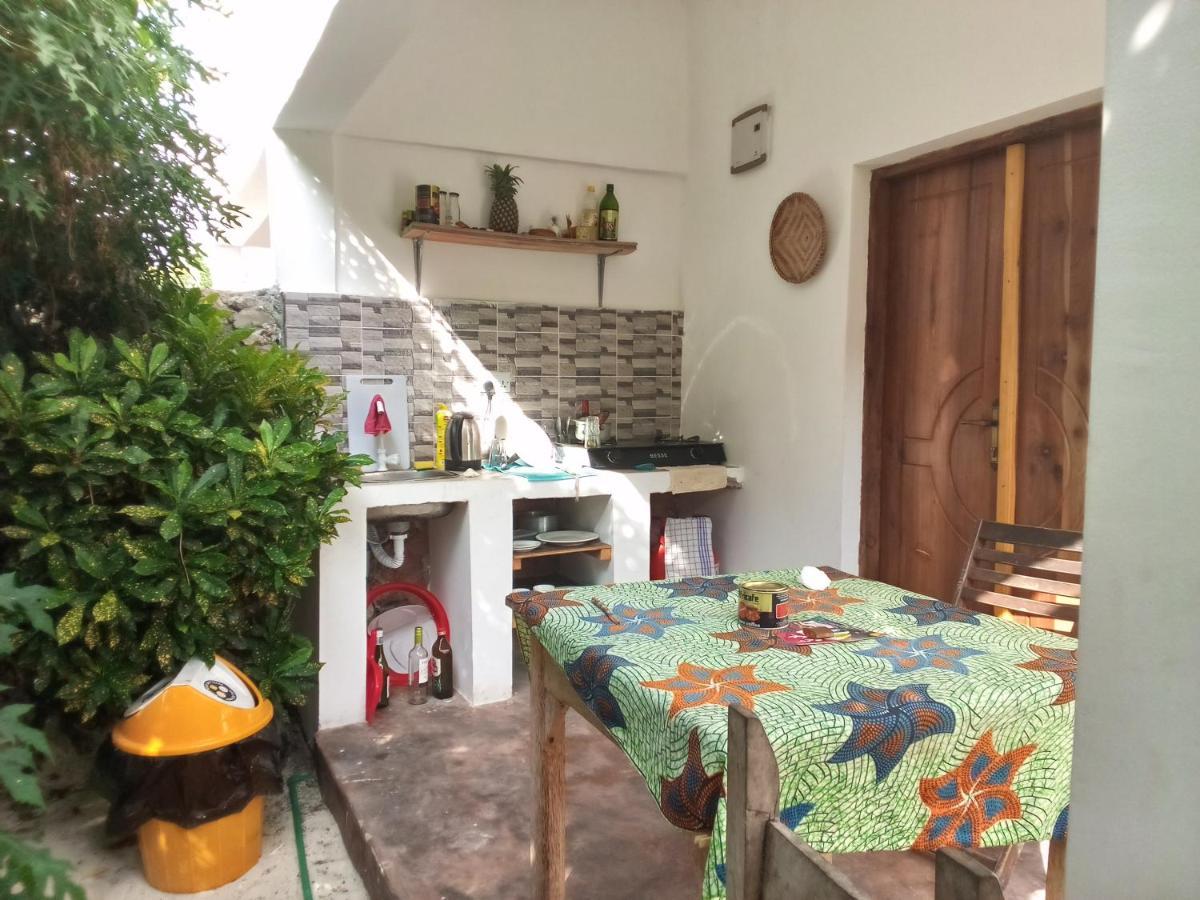Moringe Home Stay - Village House Jambiani  Exterior photo