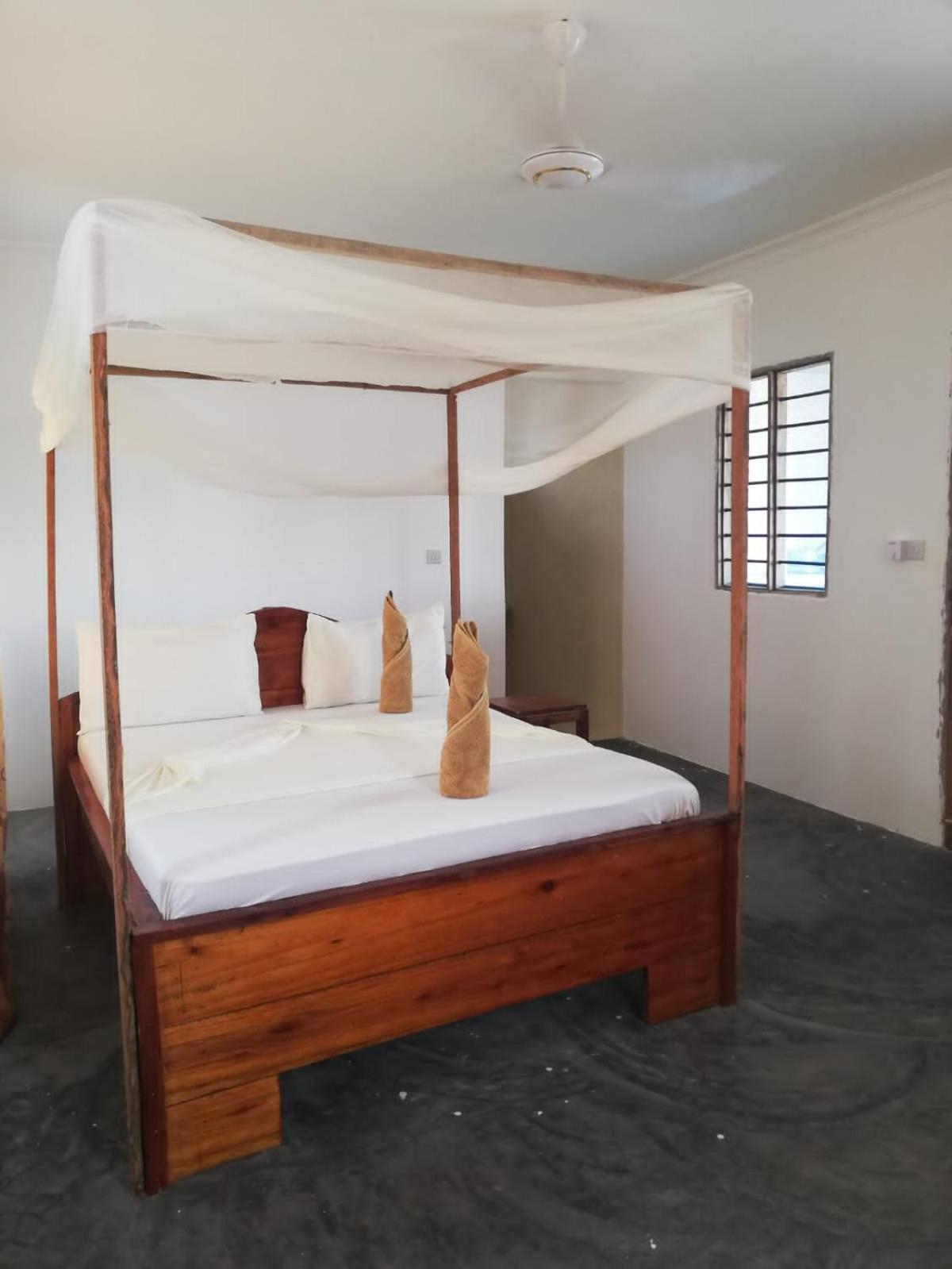 Moringe Home Stay - Village House Jambiani  Room photo