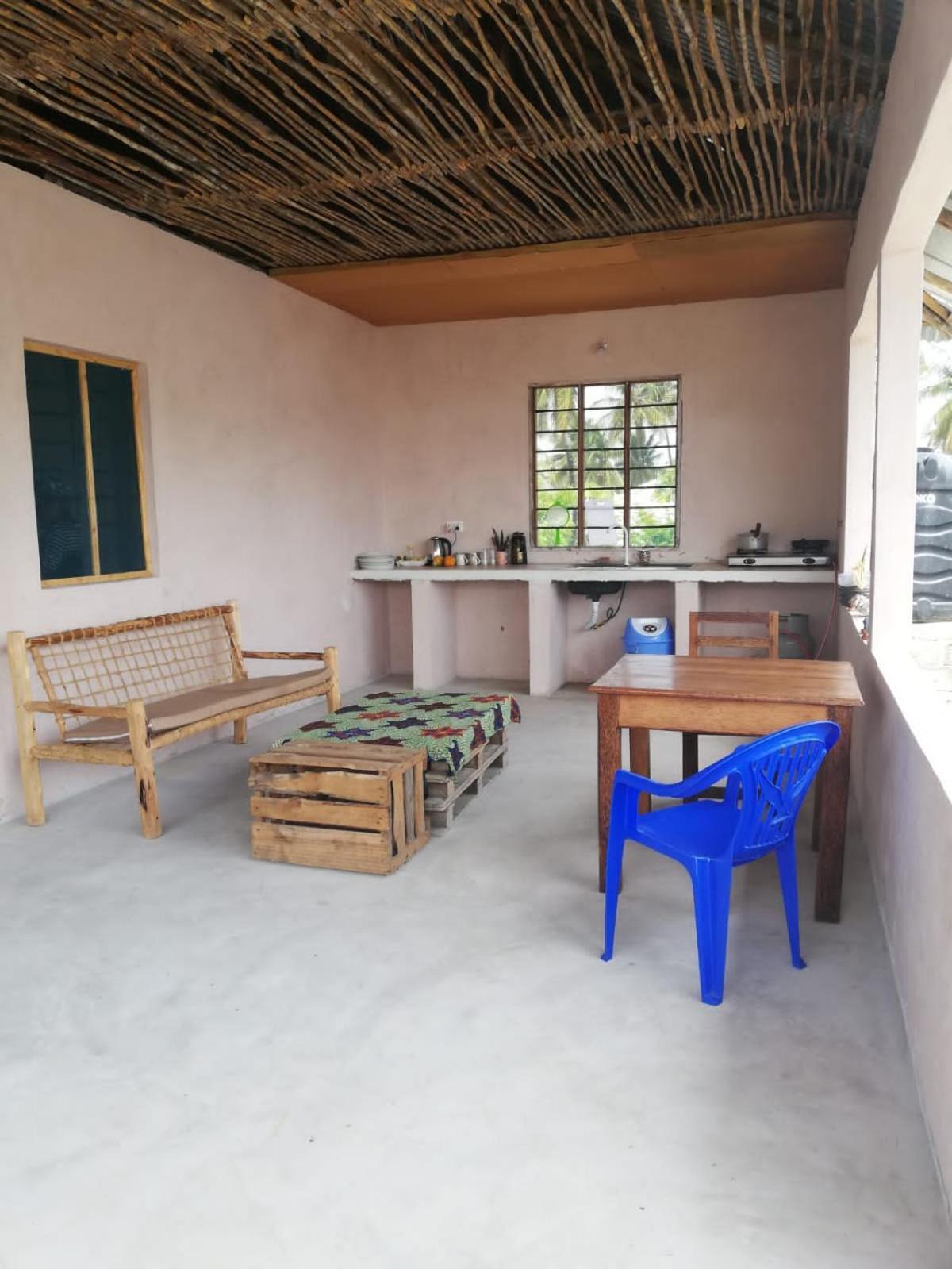 Moringe Home Stay - Village House Jambiani  Room photo