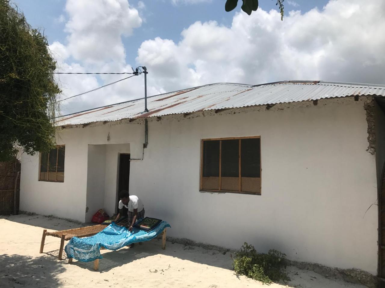 Moringe Home Stay - Village House Jambiani  Exterior photo